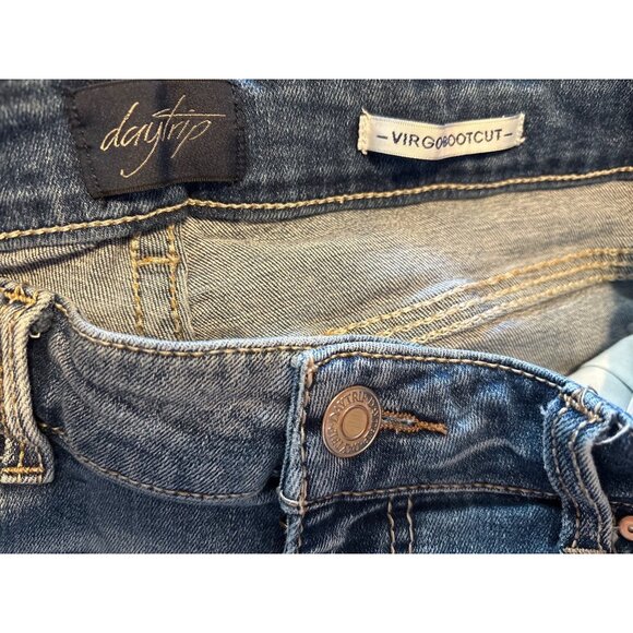Day Trip Virgo Bootcut Denim Stretch Five Pocket Jeans Size 30 - Picture 7 of 8